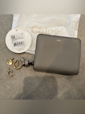 Chloe Alphabet Small Leather Wallet READ * Cashmere Grey